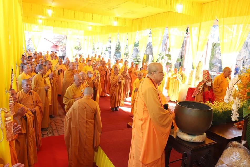 Lễ nhập kim quan