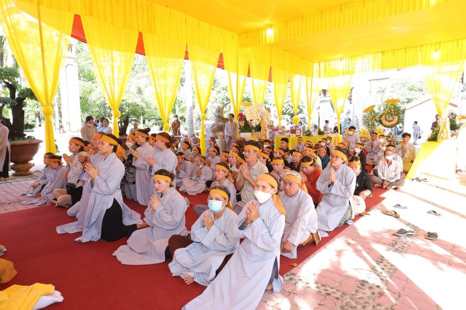 Môn nhân hiếu quyến