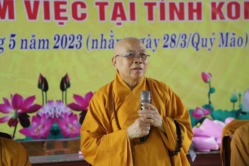 Hòa thượng Thích Quảng Xả chia sẻ một số kinh nghiệm trong gắn kết với đồng bào dân tộc tại địa phương tỉnh Kon Tum