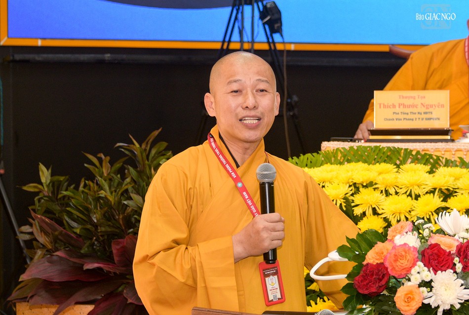 Thượng tọa Thích Minh Nhẫn triển khai về hành chánh số, văn phòng điện tử Thượng tọa Thích Minh Nhẫn triển khai về hành chánh số, văn phòng điện tử