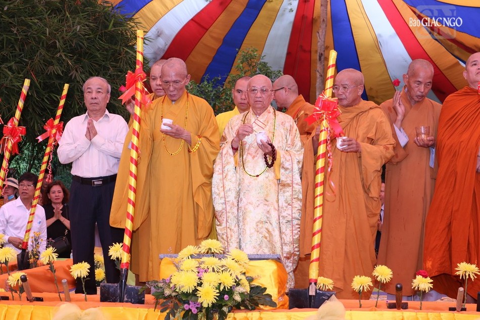 Sái tịnh Sái tịnh