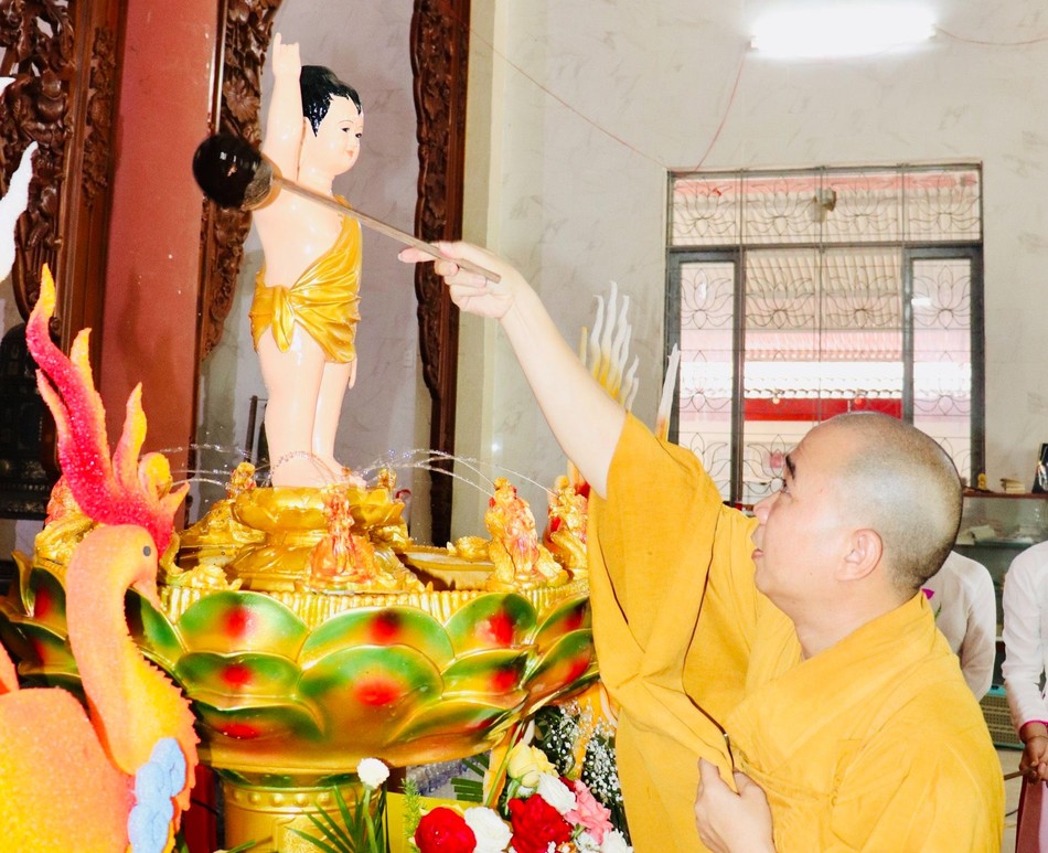 Lễ Tắm Phật Lễ Tắm Phật