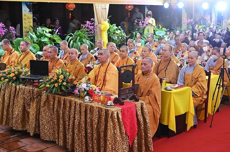 Chư tôn đức tham dự Chư tôn đức tham dự