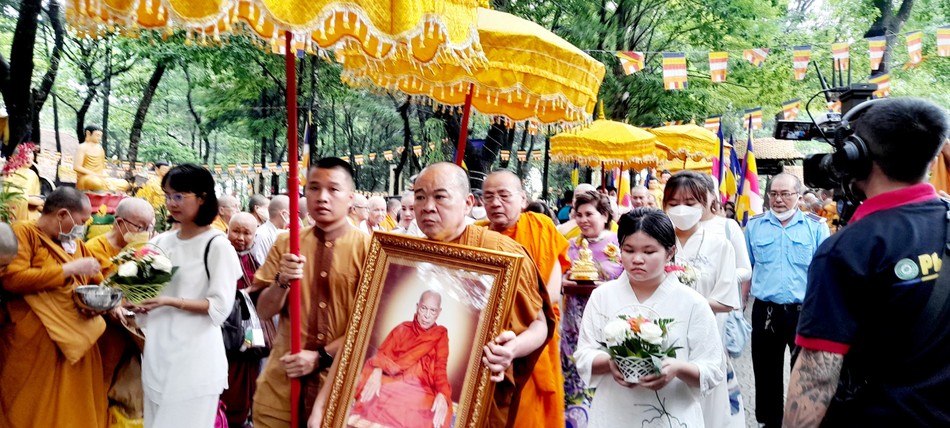 chư Tăng thiền viện Phước Sơn cũng tưởng niệm Hòa thượng Tăng thống đời thứ XII (Myanmar) viên tịch chư Tăng thiền viện Phước Sơn cũng tưởng niệm Hòa thượng Tăng thống đời thứ XII (Myanmar) viên tịch