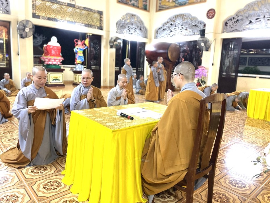 Tác pháp an cư tại trường hạ tại chỗ Quan Âm tu viện Tác pháp an cư tại trường hạ tại chỗ Quan Âm tu viện