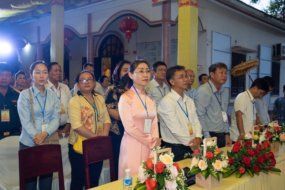 Đại diện lãnh đạo các cơ quan tỉnh Bình Thuận, H.Hàm Thuận Bắc và địa phương sở tại