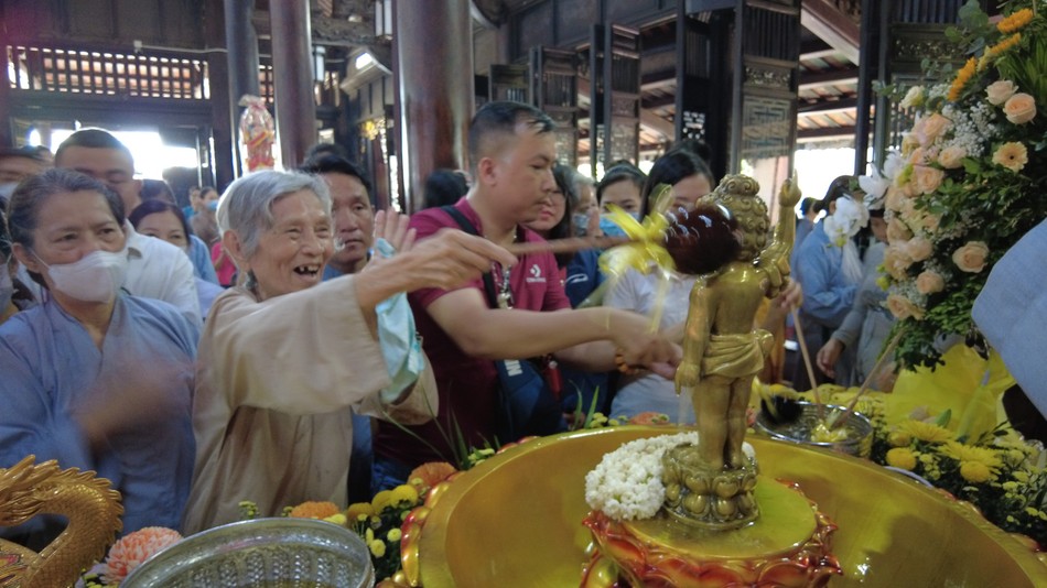 Lễ Tắm Phật Lễ Tắm Phật