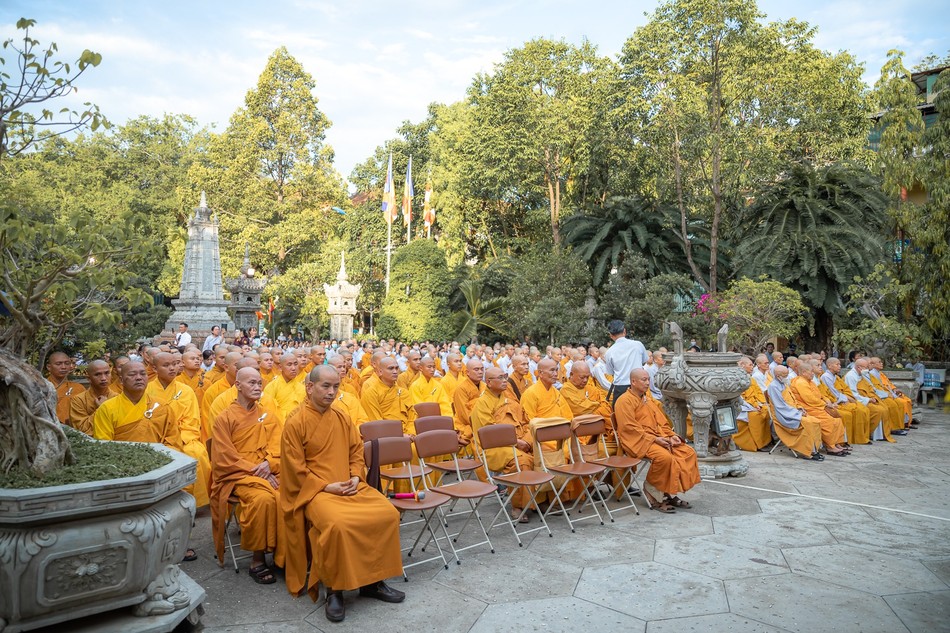 Chư tôn đức Tăng Ni GHPGVN tỉnh Khánh Hòa tham dự Đại lễ Phật đản