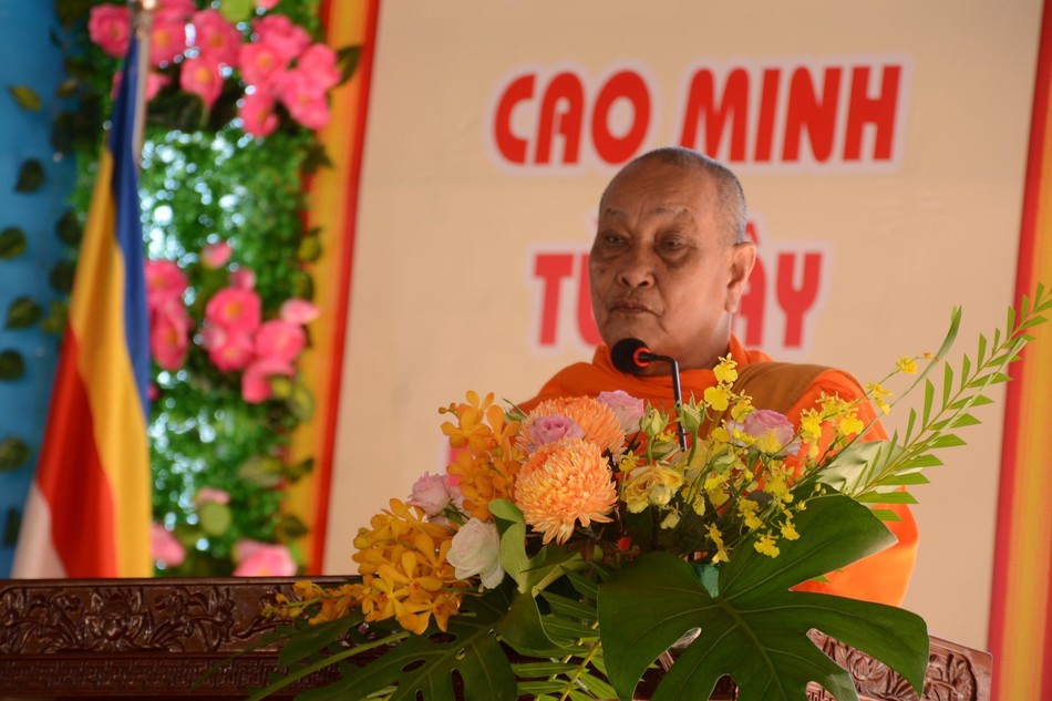 Hòa thượng Lý SaMouth đã tuyên đọc Thông điệp Đại lễ Phật đản Phật đản 2567 của Đức Pháp chủ GHPGVN Hòa thượng Lý SaMouth đã tuyên đọc Thông điệp Đại lễ Phật đản Phật đản 2567 của Đức Pháp chủ GHPGVN