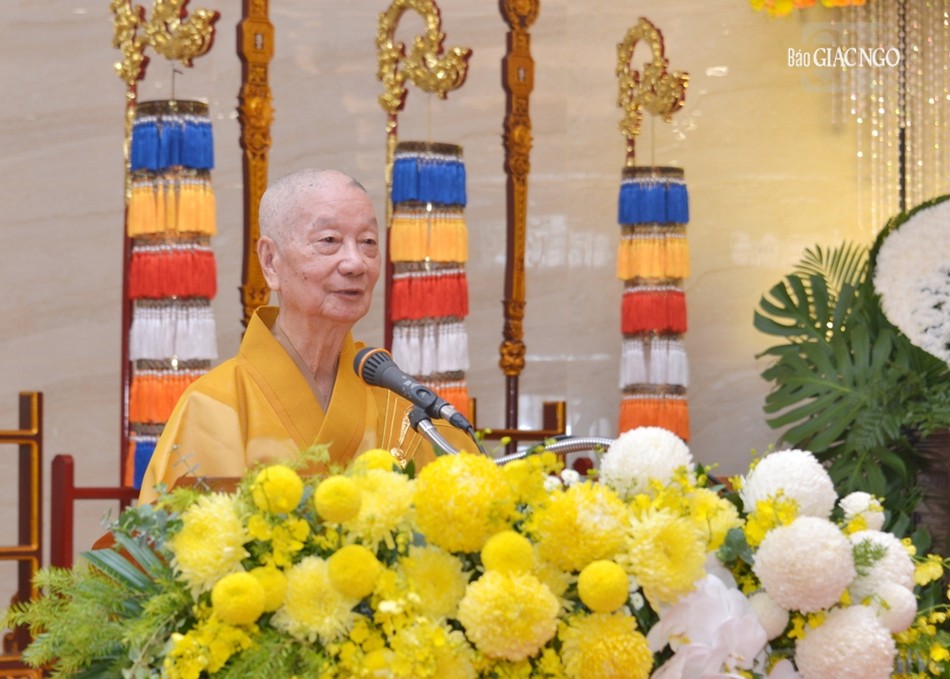 Trưởng lão Hòa thượng Thích Trí Quảng chia sẻ trong lễ tưởng niệm