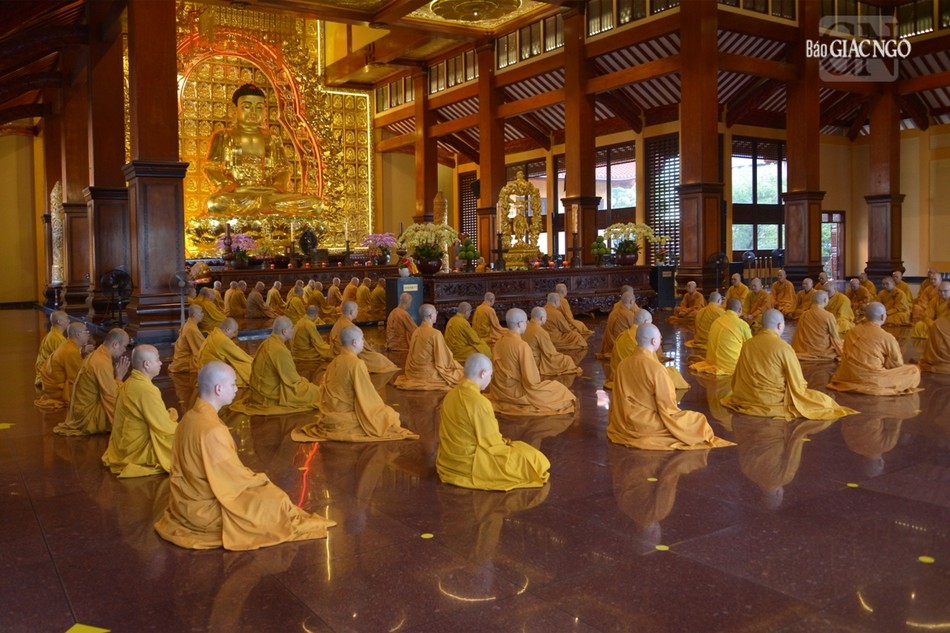 Ngài chia sẻ một số kinh nghiệm tiếp nhận được từ các vị giáo phẩm trưởng thượng Ngài chia sẻ một số kinh nghiệm tiếp nhận được từ các vị giáo phẩm trưởng thượng