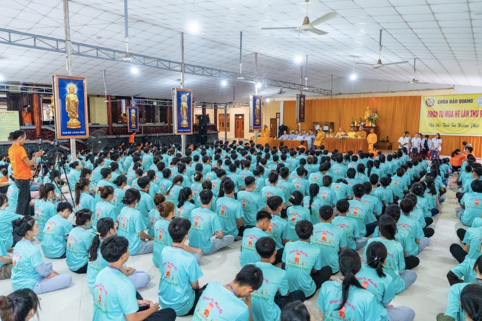 Khóa tu thu hút gần 500 em thanh thiếu niên và tình nguyện viên tham dự Khóa tu thu hút gần 500 em thanh thiếu niên và tình nguyện viên tham dự