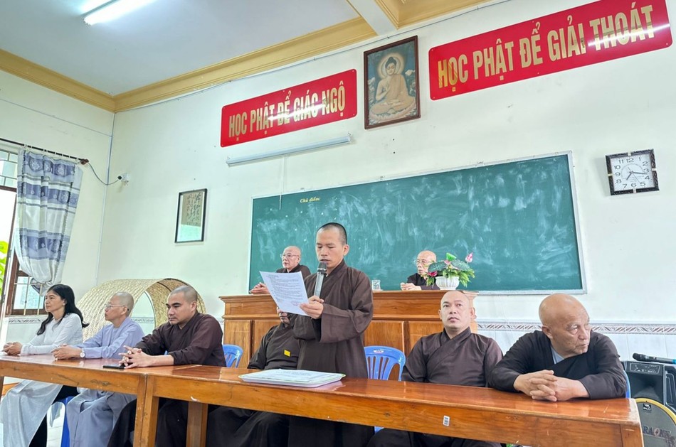 Đại đức Thích Nguyên Tấn công bố quyết định