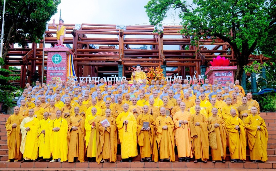 Trường hạ của Ban Trị sự GHPGVN tỉnh Thái Nguyên tại chùa Phù Liễn Trường hạ của Ban Trị sự GHPGVN tỉnh Thái Nguyên tại chùa Phù Liễn