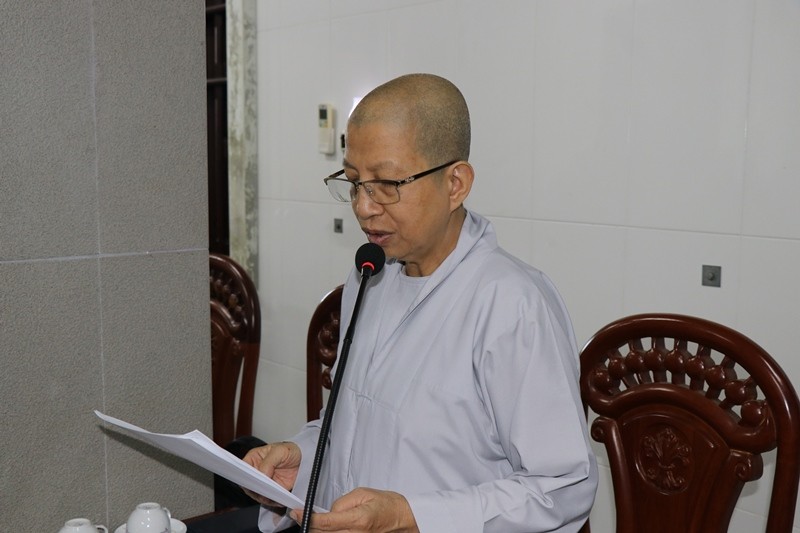 Ni sư Thích nữ Như Nguyệt, Phó Thư ký Ban Trị sự GHPGVN tỉnh trình bày báo cáo hoạt động Phật sự tháng 6-2023 Ni sư Thích nữ Như Nguyệt, Phó Thư ký Ban Trị sự GHPGVN tỉnh trình bày báo cáo hoạt động Phật sự tháng 6-2023