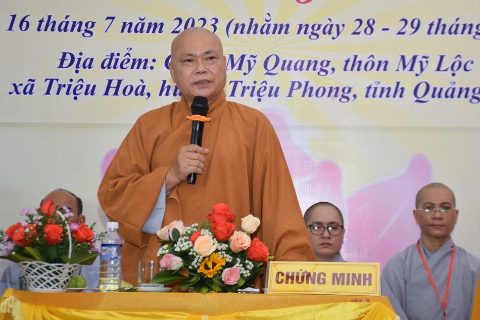 Thượng tọa Thích Quảng Thiện ban đạo từ tại buổi lễ Thượng tọa Thích Quảng Thiện ban đạo từ tại buổi lễ