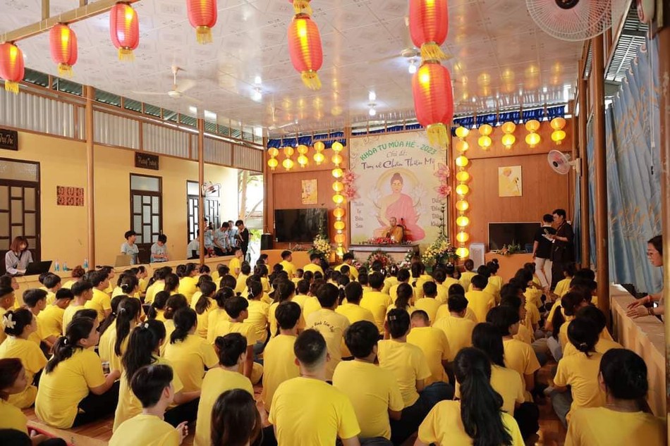 Khóa tu được diễn ra 5 ngày, từ 18 – 22-7 với nhiều hoạt động phong phú Khóa tu được diễn ra 5 ngày, từ 18 – 22-7 với nhiều hoạt động phong phú