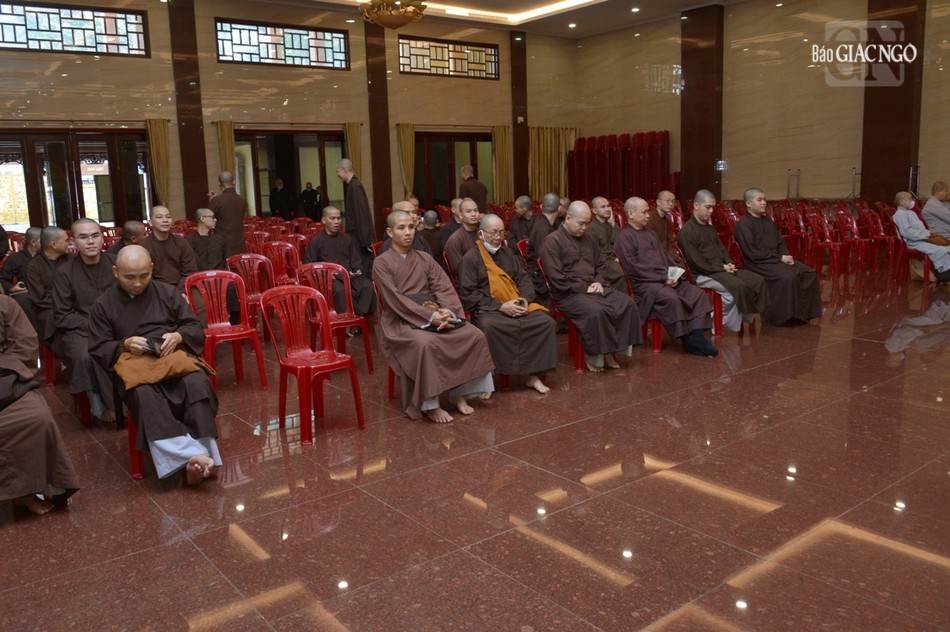 Chư Tăng Ni đăng ký tài khoản định danh điện tử mức độ 1, mức 2 tại Việt Nam Quốc Tự