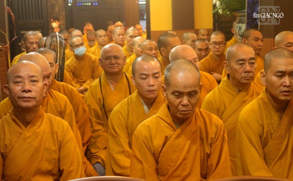 Chư tôn đức hành giả Tăng tại trường hạ chùa Long Bửu - Q.4 Chư tôn đức hành giả Tăng tại trường hạ chùa Long Bửu - Q.4