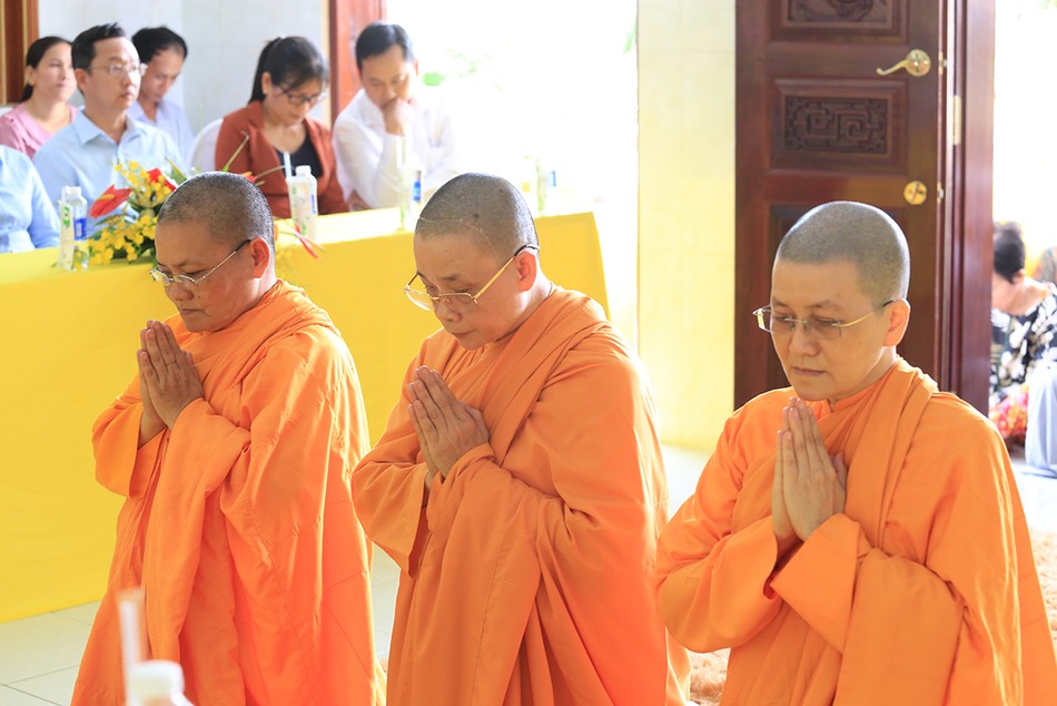 Sư cô Thích nữ Liên Du là người đại diện điểm sinh hoạt tôn giáo tập trung Ngọc Đức