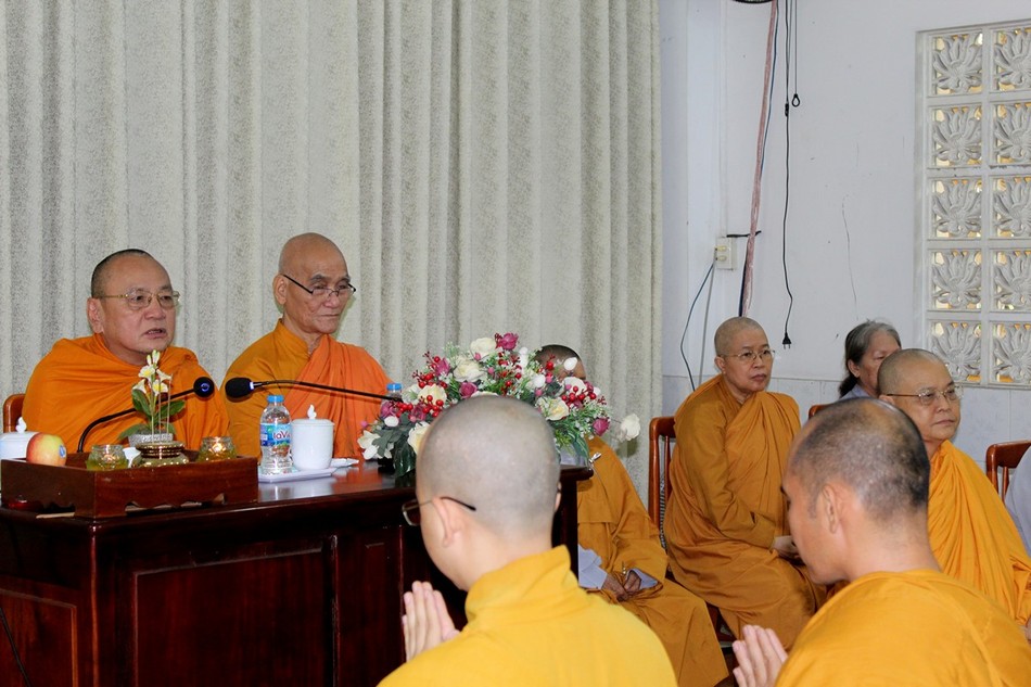 Đáp từ lời sách tấn, chư hành giả y giáo phụng hành, nguyện tiến tu đạo nghiệp Đáp từ lời sách tấn, chư hành giả y giáo phụng hành, nguyện tiến tu đạo nghiệp