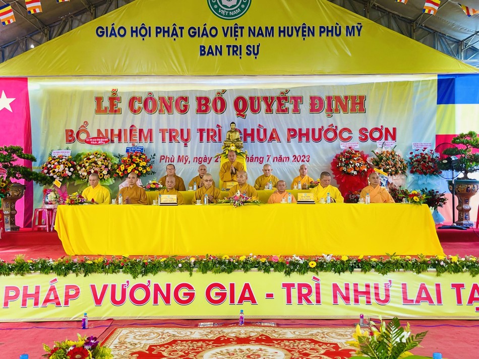 Chư tôn đức chứng minh, tham dự