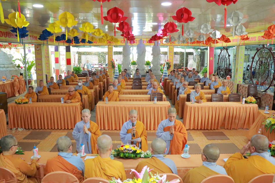 Hành giả chùa Pháp Huệ, tỉnh Tây Ninh Hành giả chùa Pháp Huệ, tỉnh Tây Ninh