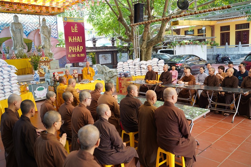 Theo Thượng tọa Trưởng đoàn chia sẻ tại trường hạ chùa Ngọc Am