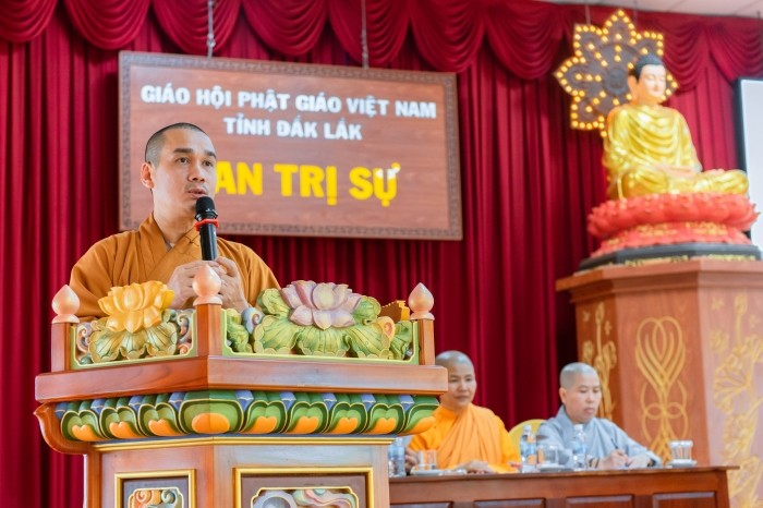 Đại đức Thích Trí Minh phát biểu bế mạc Đại đức Thích Trí Minh phát biểu bế mạc