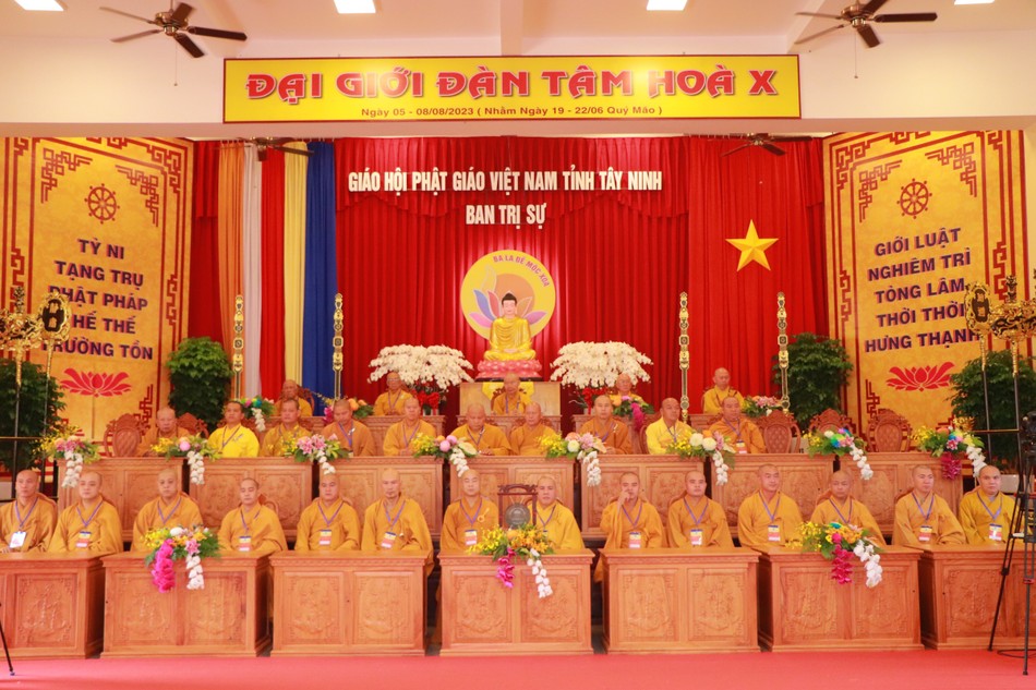 Chư tôn đức chứng minh, tham dự lễ bế mạc