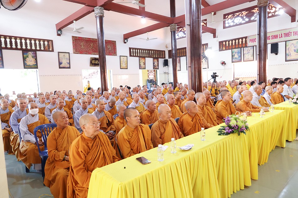 Chư hành giả Tăng Ni của 12 trú xứ Chư hành giả Tăng Ni của 12 trú xứ