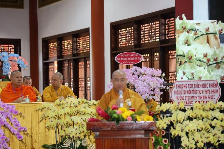 Thượng tọa Thích Phước Nguyên đọc diễn văn khai mạc Thượng tọa Thích Phước Nguyên đọc diễn văn khai mạc