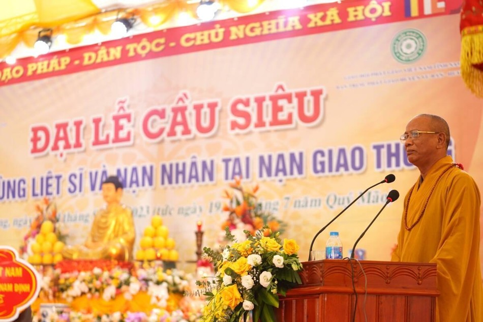 Hòa thượng Thích Quảng Hà ban đạo từ