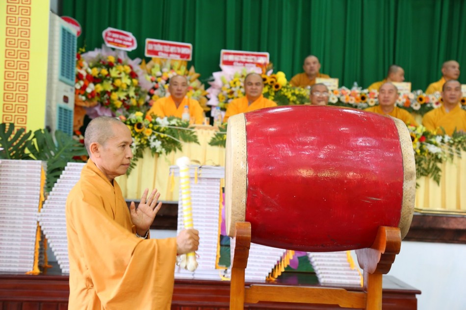 Hồi trống báo hiệu khai giảng năm học mới Hồi trống báo hiệu khai giảng năm học mới