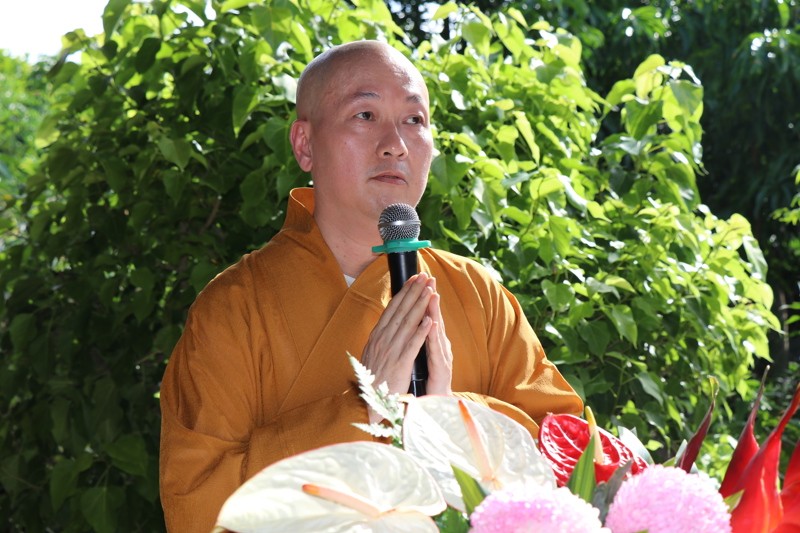 Thượng tọa Thích Huệ Định phát biểu khai mạc Thượng tọa Thích Huệ Định phát biểu khai mạc