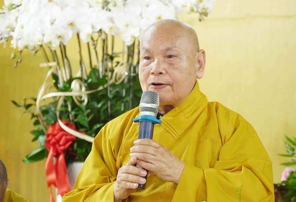 Hòa thượng Thích Thiện Nhơn phát biểu chỉ đạo Hòa thượng Thích Thiện Nhơn phát biểu chỉ đạo