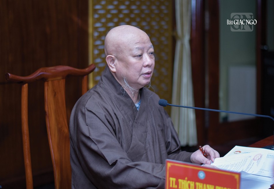 Hòa thượng Thích Lệ Trang chủ trì buổi họp