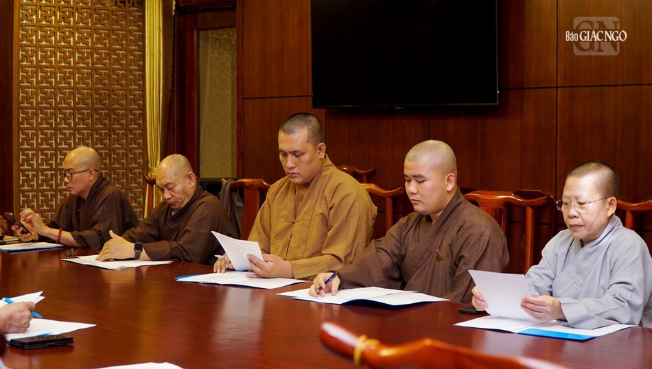 Chư tôn đức Tăng Ni trong Thường trực tham dự Chư tôn đức Tăng Ni trong Thường trực tham dự