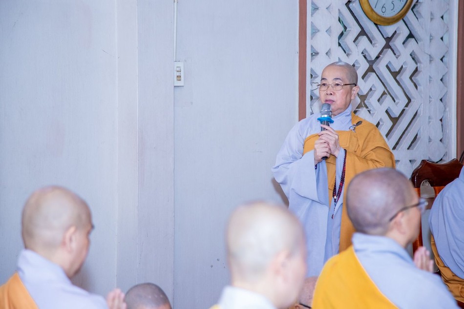 Ni trưởng Thích nữ Như Dung đã có lời bạch cùng đại chúng Ni trưởng Thích nữ Như Dung đã có lời bạch cùng đại chúng