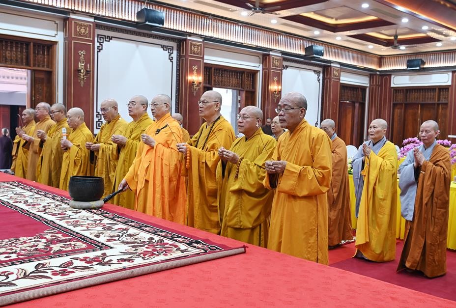 Chư tôn đức cựu Tăng Ni sinh khóa I tưởng niệm cố Trưởng lão Hòa thượng Thích Tâm An Chư tôn đức cựu Tăng Ni sinh khóa I tưởng niệm cố Trưởng lão Hòa thượng Thích Tâm An