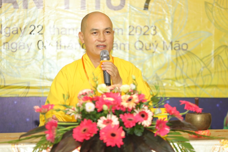 Đại đức Thích Nguyên Phúc thuyết giảng về "Nhân quả" Đại đức Thích Nguyên Phúc thuyết giảng về "Nhân quả"