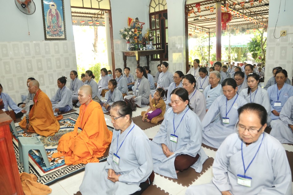 Phật tử thực tập thiền Phật tử thực tập thiền