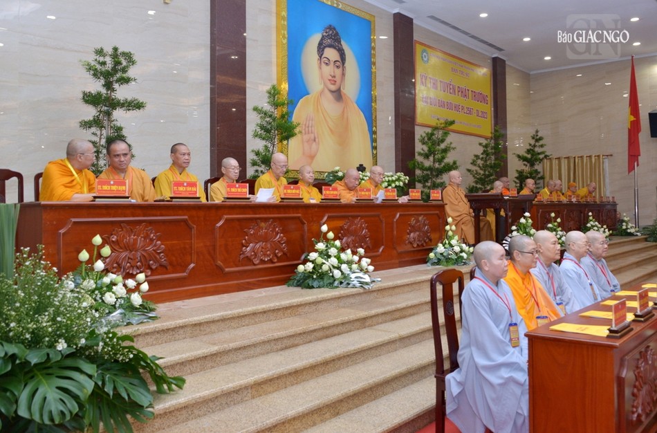 Ban Kiến đàn, Ban Giám khảo kỳ khảo hạch