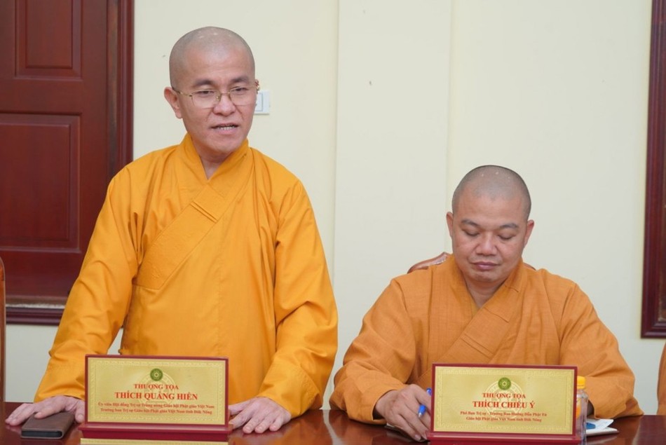 Thượng tọa Thích Quảng Hiền đã thông tin một số hoạt động Phật sự tiêu biểu của Phật giáo tỉnh Thượng tọa Thích Quảng Hiền đã thông tin một số hoạt động Phật sự tiêu biểu của Phật giáo tỉnh