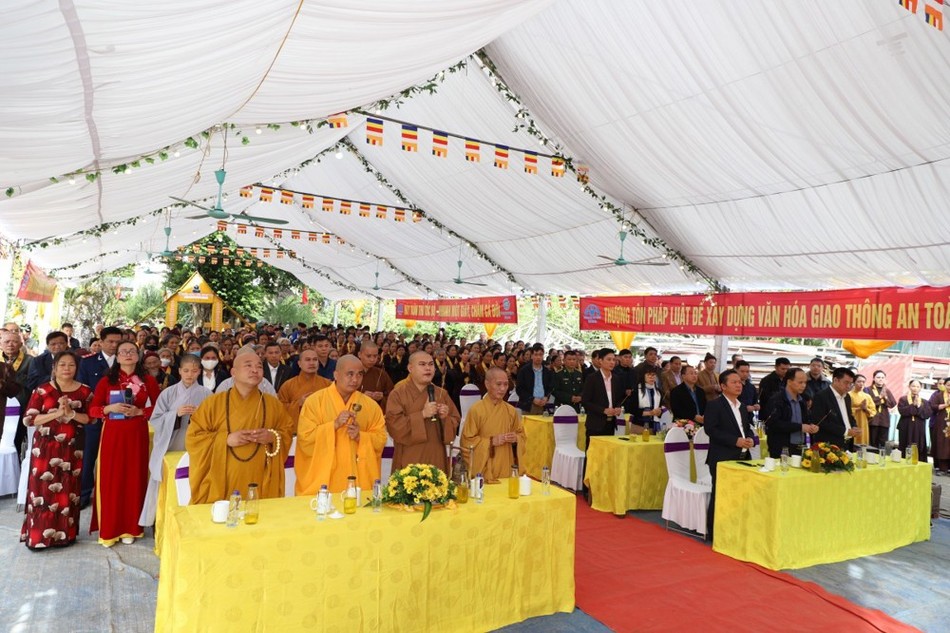 Lễ tưởng niệm nạn nhân tử vong do tai nạn giao thông Lễ tưởng niệm nạn nhân tử vong do tai nạn giao thông