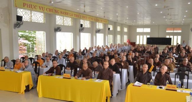 Chư tôn đức Tăng, Ni tham dự hội nghị Chư tôn đức Tăng, Ni tham dự hội nghị