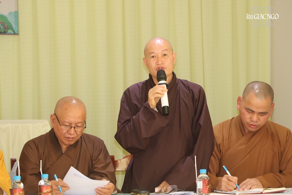 Thượng tọa Thích Chiếu Hiền - Trưởng ban Trị sự H.Châu Đức Thượng tọa Thích Chiếu Hiền - Trưởng ban Trị sự H.Châu Đức