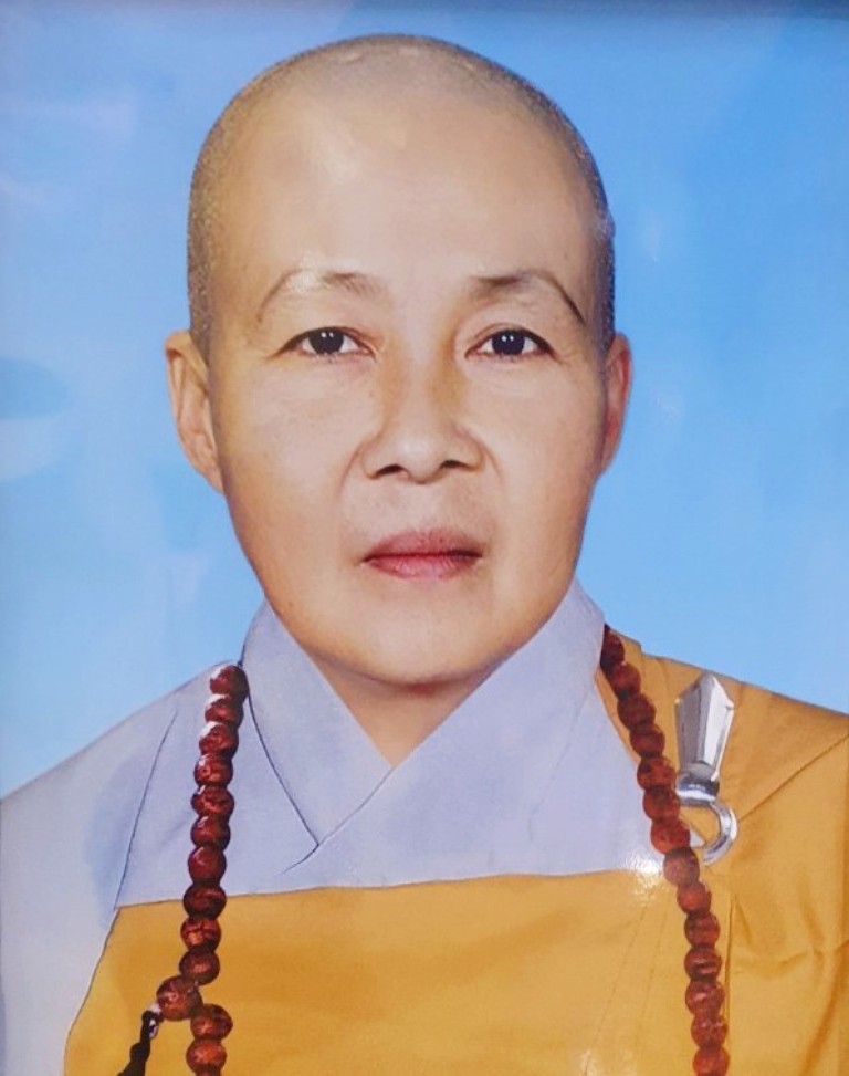 Chân dung Ni trưởng Thích nữ Huệ Nhàn Chân dung Ni trưởng Thích nữ Huệ Nhàn