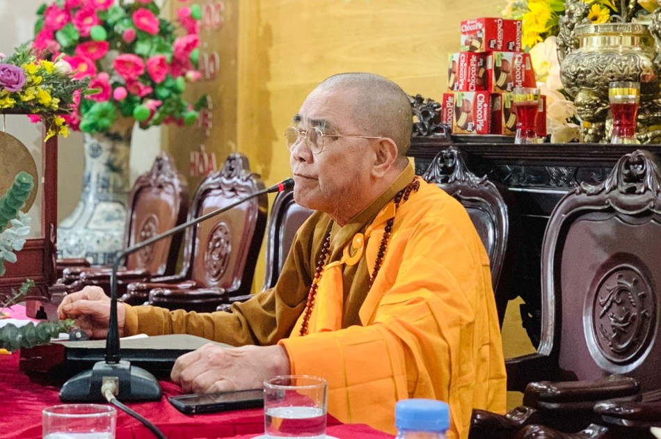 Hòa thượng Thích Đạo Quang khai đạo giới tử