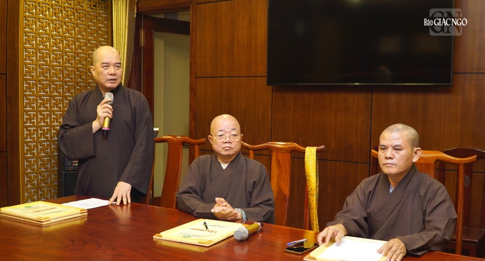 Thượng tọa Thích Truyền Cường chủ trì buổi thảo luận hoạt động Phật sự năm 2024 của ban Thượng tọa Thích Truyền Cường chủ trì buổi thảo luận hoạt động Phật sự năm 2024 của ban